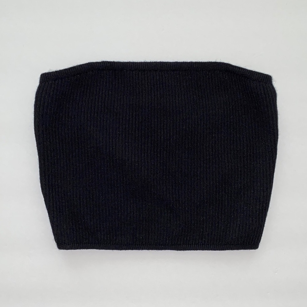 White Fox Boutique Black Ribbed Strapless Crop Top